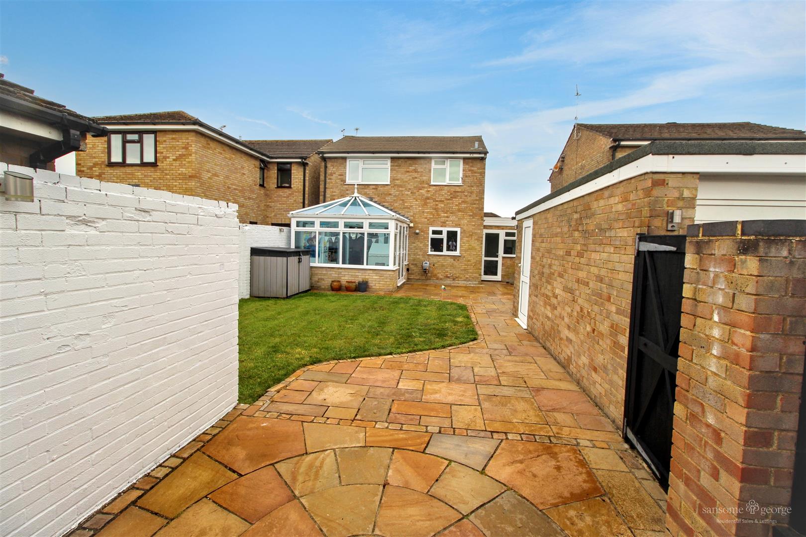 Little Heath Road, Tilehurst, Reading